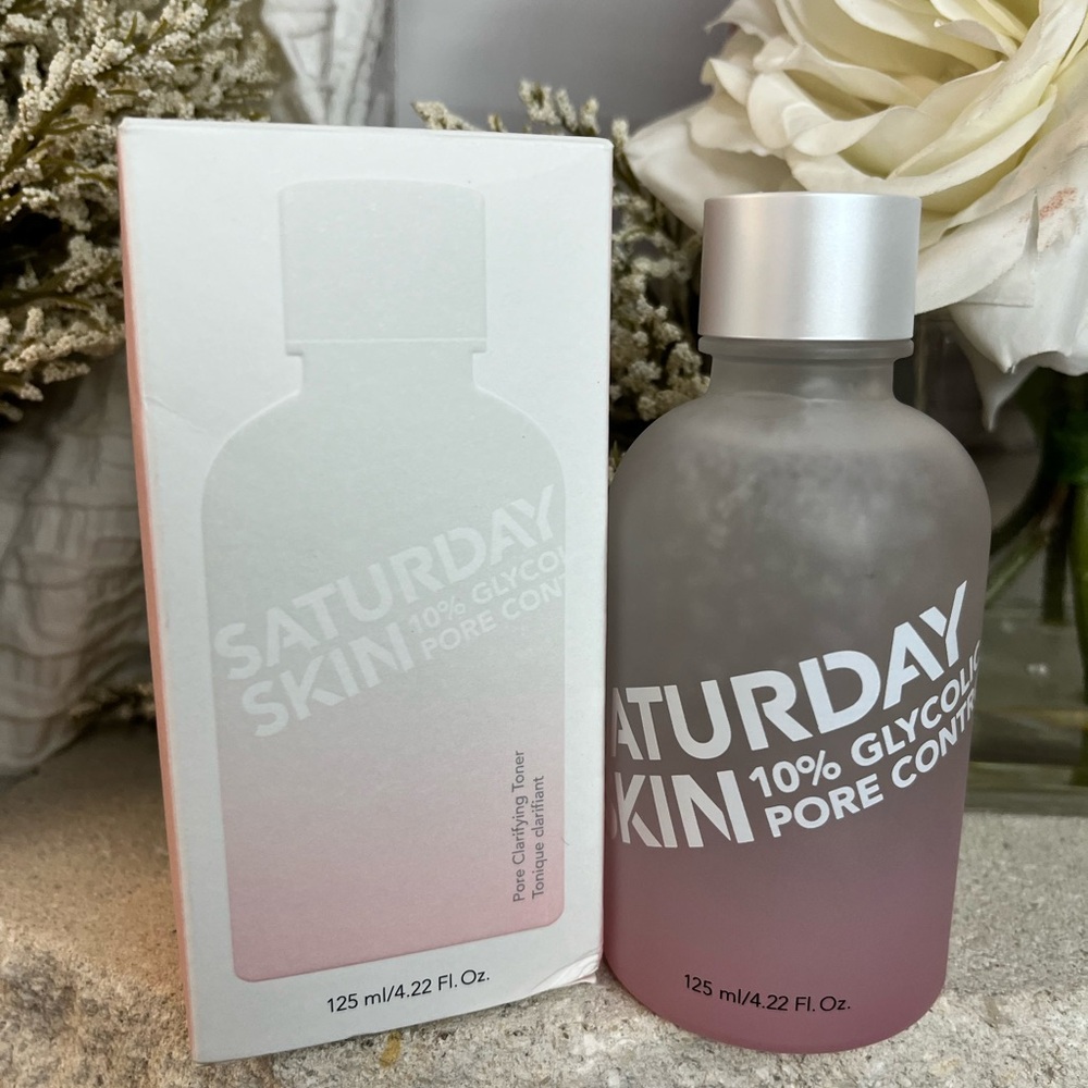 NIB - Saturday Skin - Pore Clarifying Toner